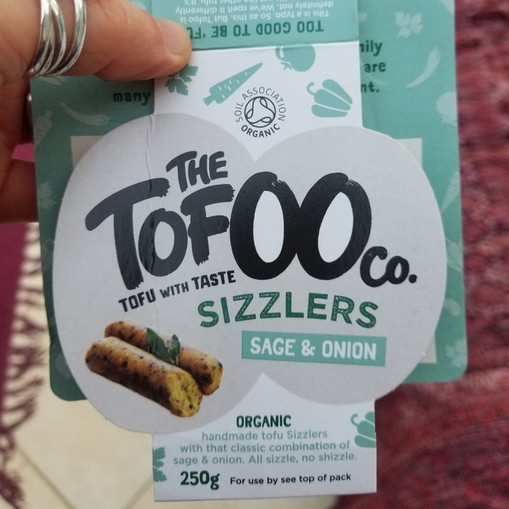 review photo of The Tofoo Co. Sage & Onion Sizzlers shared by @20yearsvegan on 19 Jan 2021 - review