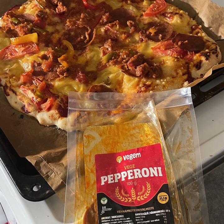photo of Vegem Pepperoni shared by @finnladytiger on  17 Dec 2021 - review