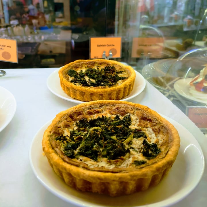 photo of Sprout Plant Based Fusion Spinach Quiche shared by @stevenneoh on  19 Oct 2021 - review