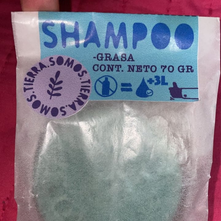 photo of Somos Tierra Shampoo sólido shared by @irlaa on  02 Mar 2022 - review