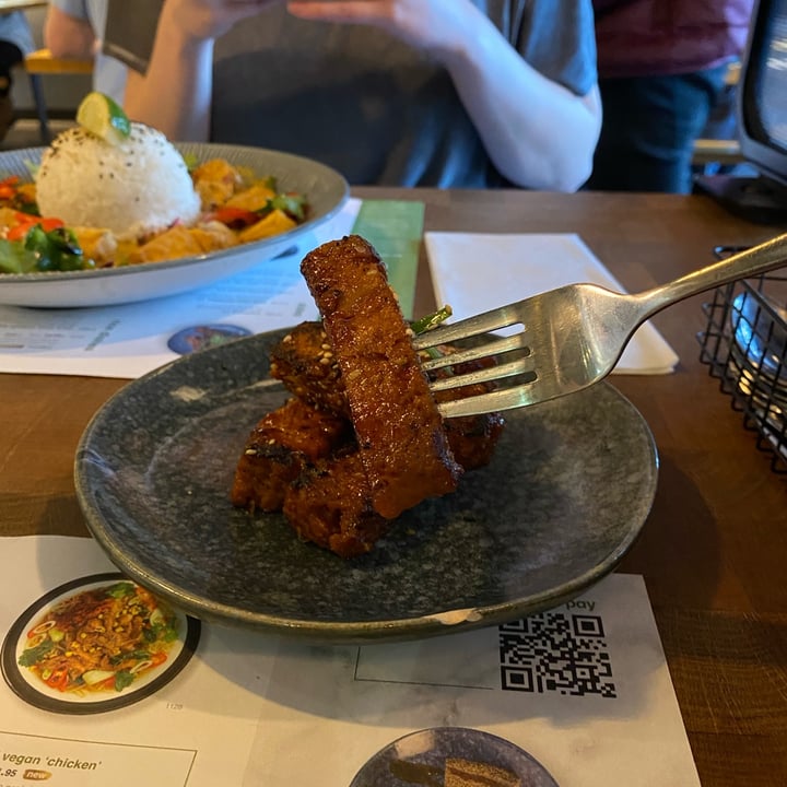 photo of wagamama cambridge Sticky Vegan ‘Ribs’ shared by @voyagingherbivore on  06 Jan 2022 - review