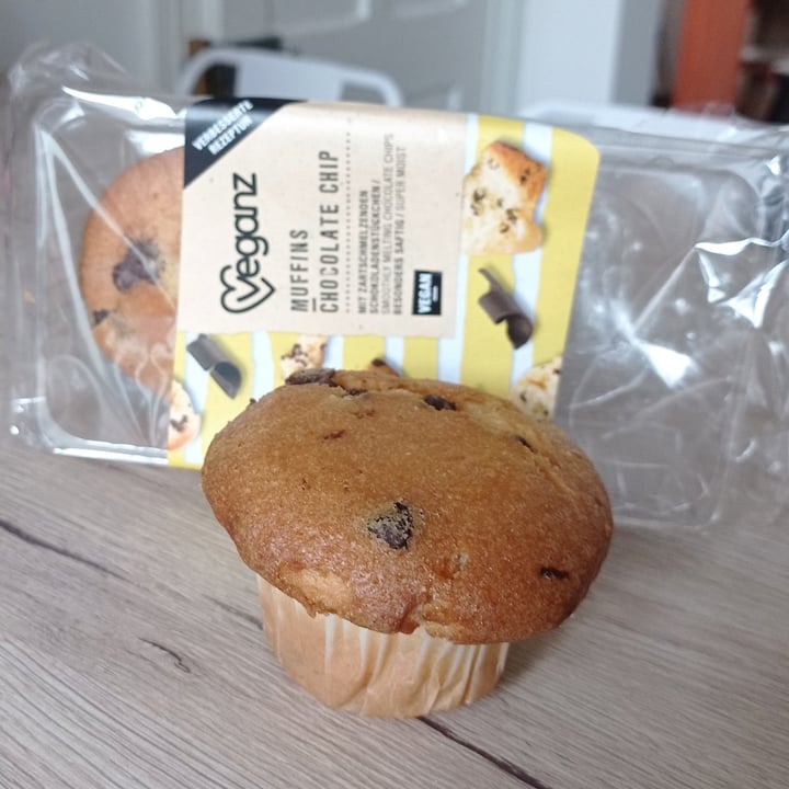 photo of Veganz Muffins Chocolate Chip  shared by @koyott on  17 Jan 2022 - review