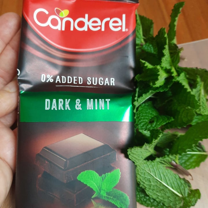 photo of Canderel Dark & Mint Dark Chocolate shared by @lisavermeulen1206 on  09 Oct 2021 - review