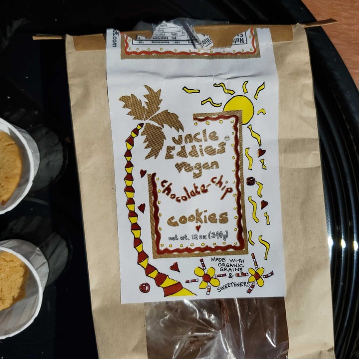 photo of Uncle Eddie’s Vegan Chocolate Chip Cookies shared by @naokim21 on  13 Mar 2021 - review