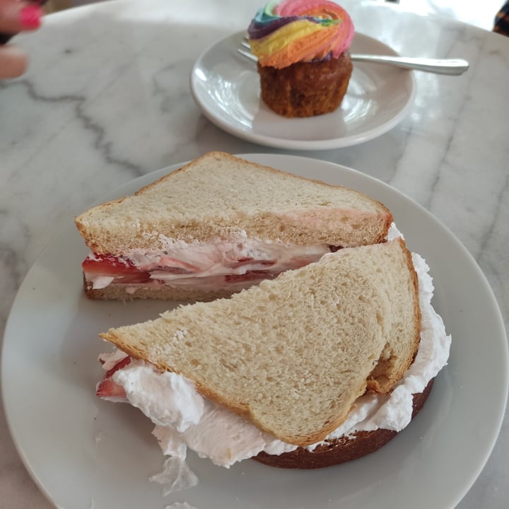 review photo of Dolce&Vegana enjoy ethically Tapamundi shared by @kisarhato on 19 Jun 2022 - review