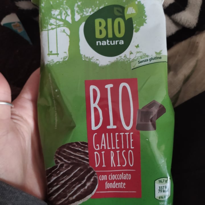 photo of Bio Natura Bio gallette di riso con cioccolato fondente shared by @giumrg on  12 Apr 2022 - review