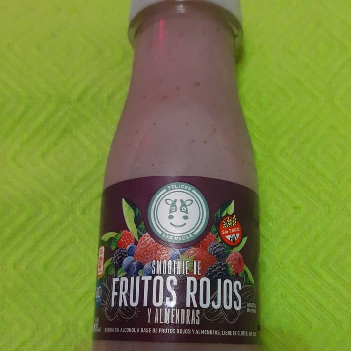 photo of Felices Las Vacas Bebida de almendras De Frutos Rojos shared by @wandaortizb on  29 Oct 2022 - review