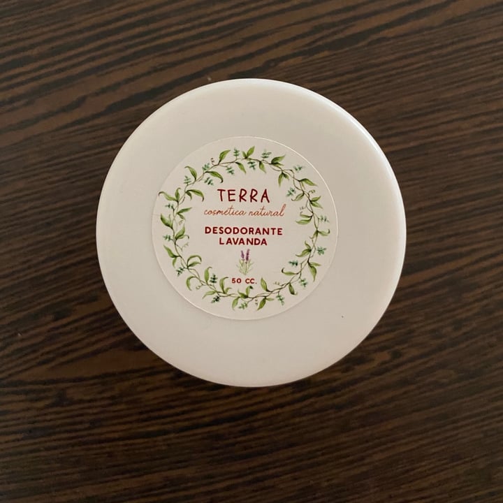review photo of Terra Cosmética Natural Desodorante de Lavanda shared by @morarozenberg on 19 Jul 2021 - review