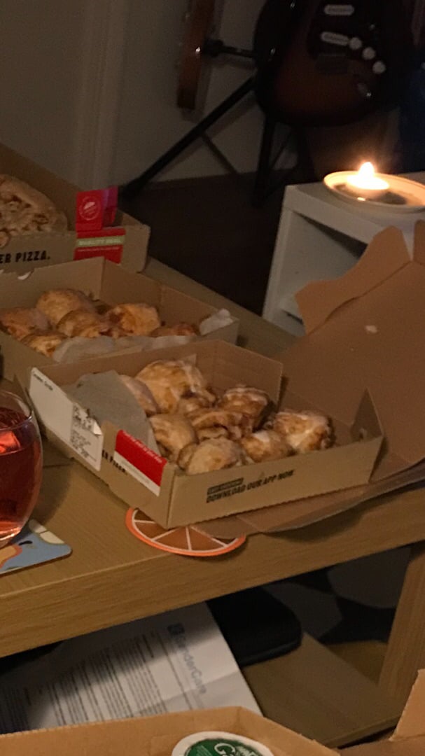photo of Papa John's Pizza Cinnamon Scrolls shared by @benji on  27 Dec 2019 - review