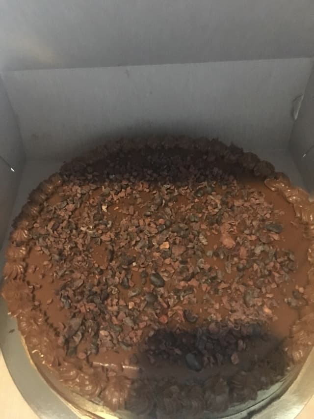 Photo du plat “Torta de cacao con cobertura de aguacate”