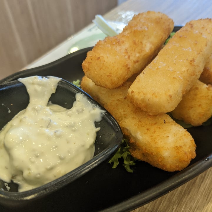 review photo of GreenDot - NEX Konnyaku Fish Fingers With Tartar Sauce shared by @shawneofthedead on 05 Jan 2021 - review