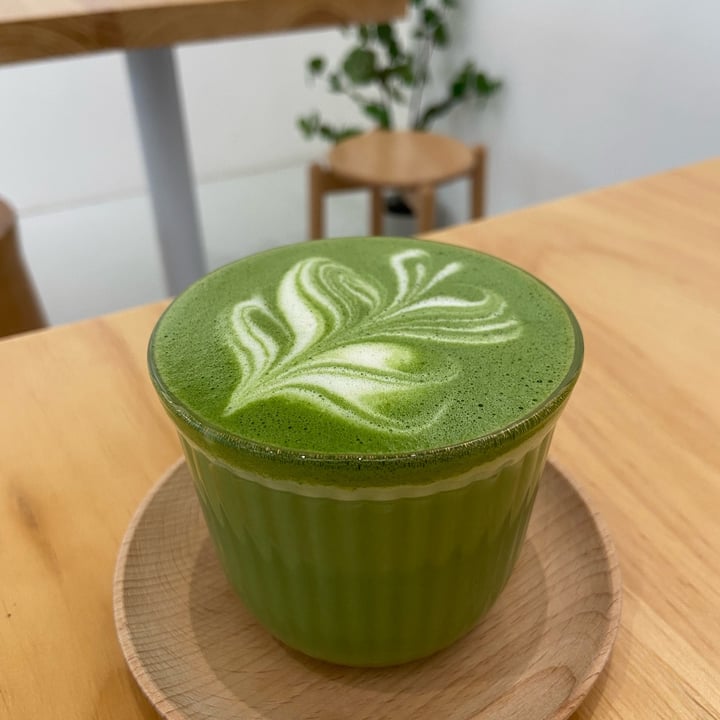 photo of Lilac Oak Matcha oat latte shared by @misssedgwick on  16 Mar 2022 - review