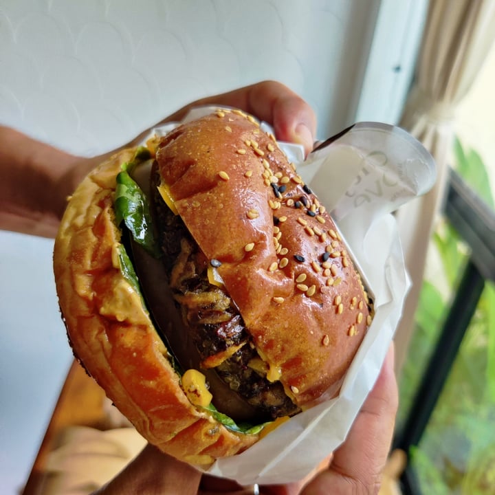 review photo of Planty of Love (Delivery and Pick-up) Veggie Supreme Burger shared by @mansiv on 14 Aug 2021 - review