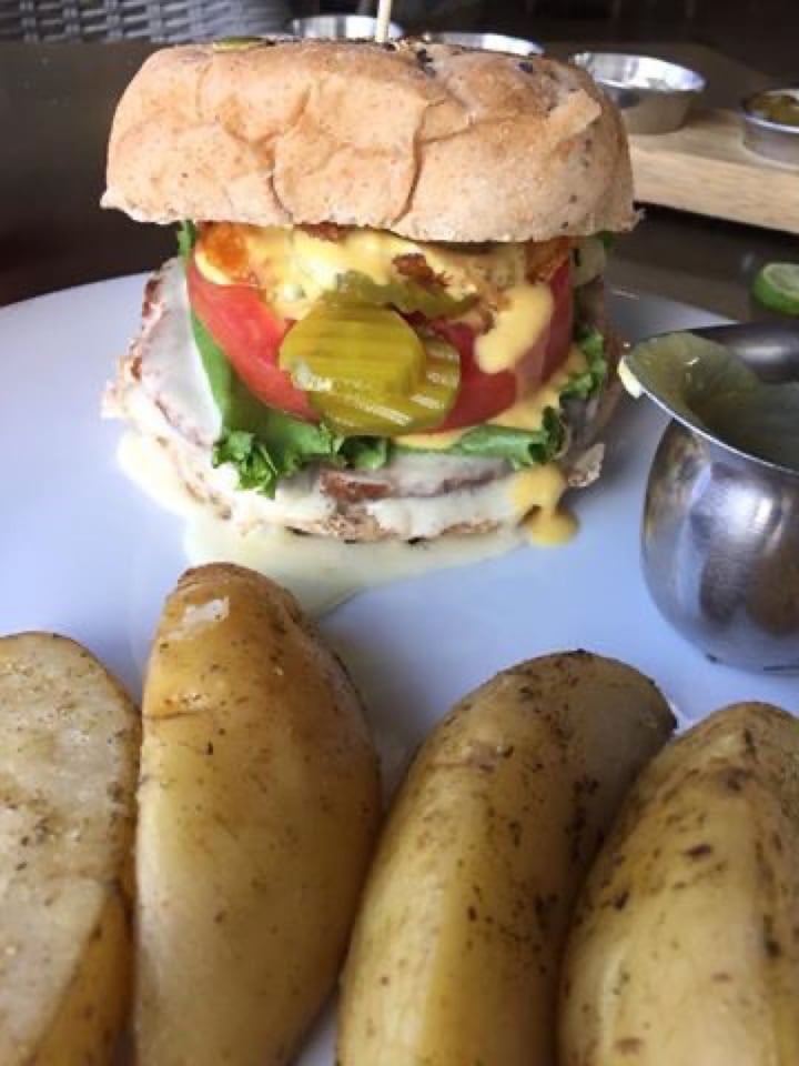 photo of Vegan inc. Plaza 404 Double Chesse Burger shared by @adhara on  20 Jan 2020 - review