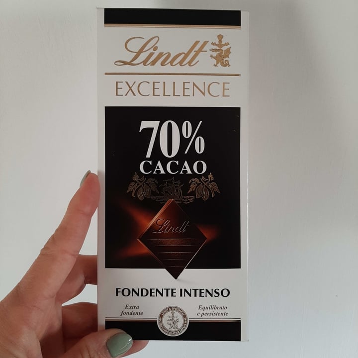 photo of Lindt 70% Cacao Fondente Intenso shared by @liu69 on  10 Apr 2022 - review