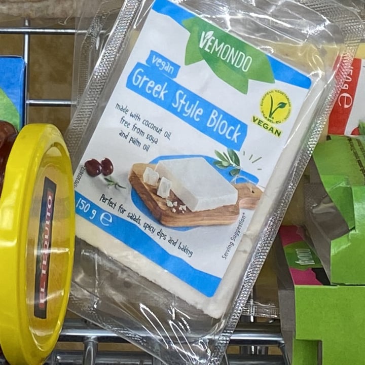 review photo of Vemondo Vegan Greek Style Block shared by @susannaporto on 12 Apr 2022 - review