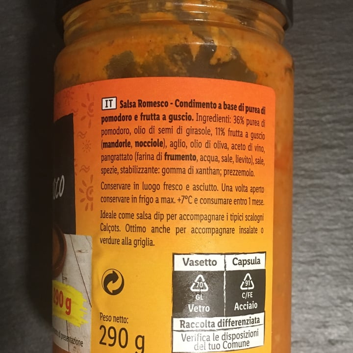 photo of Sol & Mar Salsa romesco shared by @zoeciep on  09 Apr 2022 - review