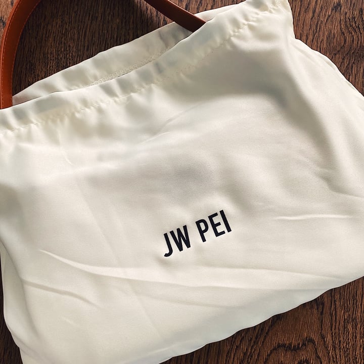 JW PEI EVE SHOULD BAG REVIEW, HOW I STYLE