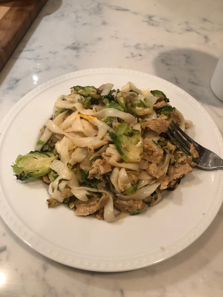 photo of Tofurky Plant-Based Chick’n Lightly Seasoned shared by @dcaversaschi on  14 Aug 2020 - review