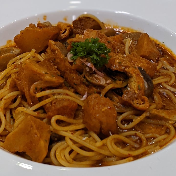 photo of Flavours by Saute Laksa Lion Mane Spaghetti shared by @xinru-t on  09 May 2021 - review