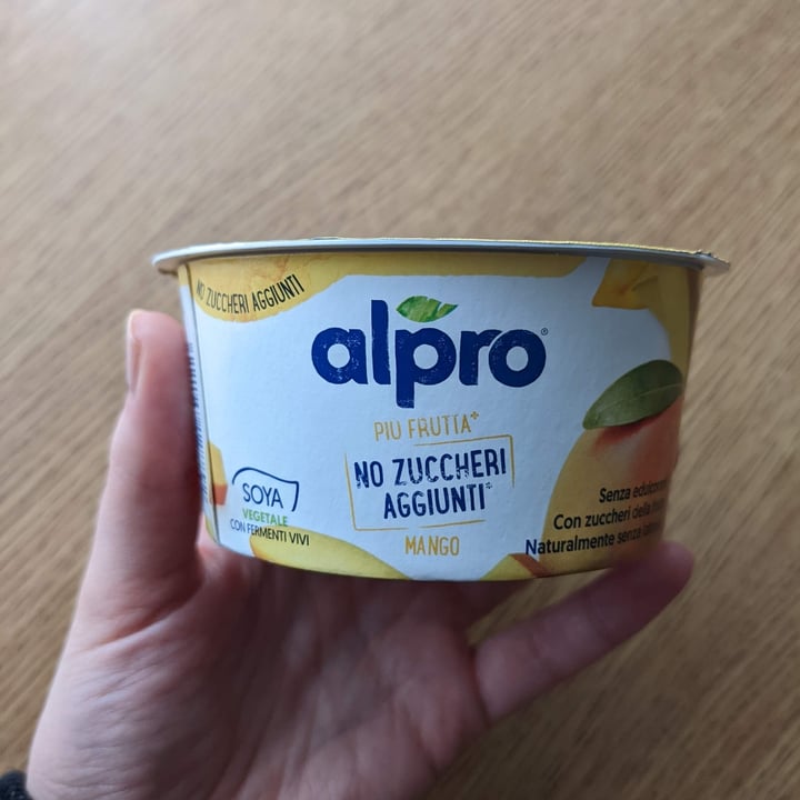 review photo of Alpro Mango Yogurt No Added Sugars shared by @erikarhcp on 03 May 2022 - review