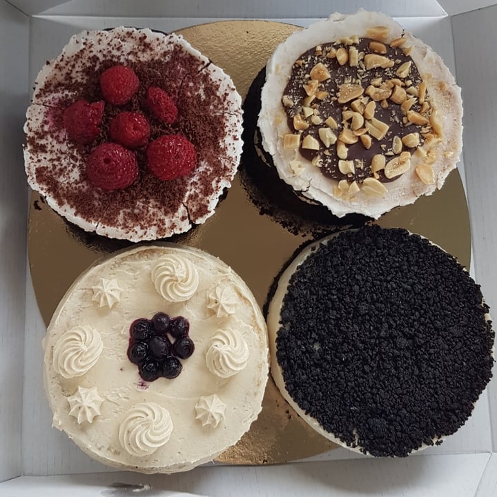 review photo of GREEN CAKES Paket 4 Mini Tortice shared by @tena on 01 May 2021 - review