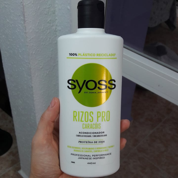 photo of SYOSS Acondicionador rizos pro shared by @lauradeep on  23 Oct 2022 - review