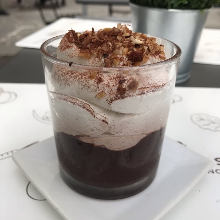 photo of Universo Vegano Dessert Panna e Cioccolato shared by @papaya on  13 Apr 2022 - review