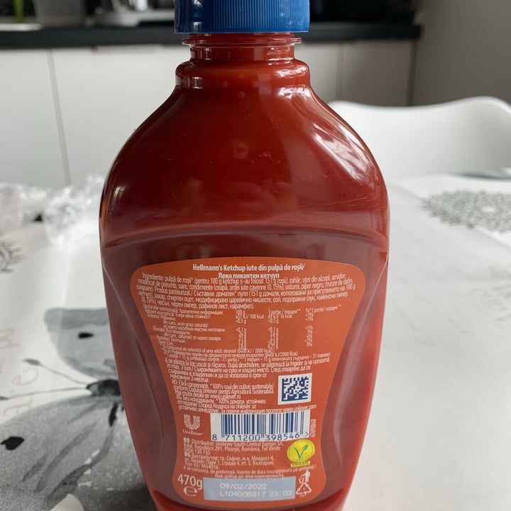 photo of Hellmann’s Hot Ketchup shared by @okidoki99 on  20 May 2021 - review