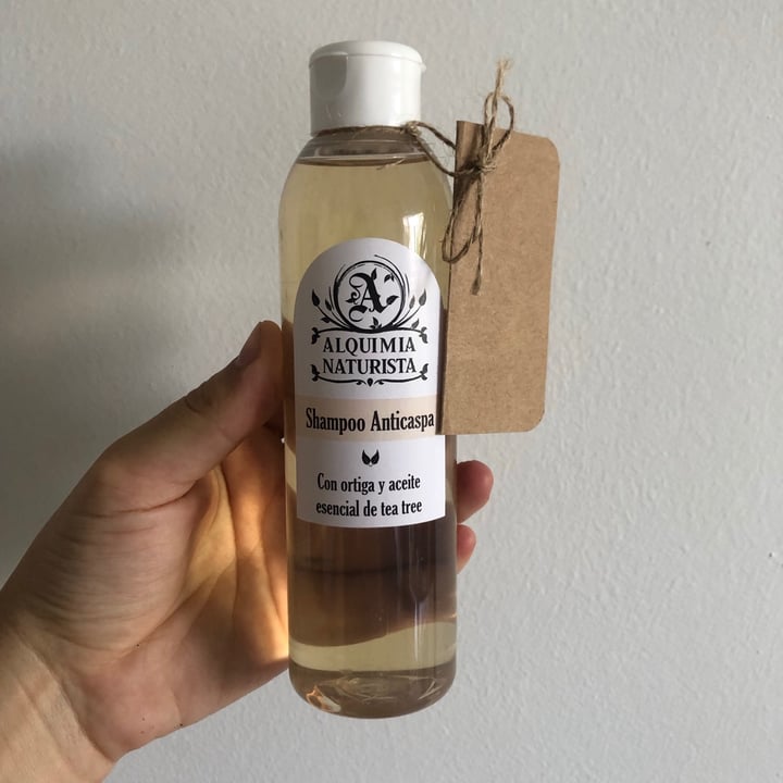 photo of Alquimia naturista Shampoo Anticaspa shared by @florchester on  25 Jan 2021 - review