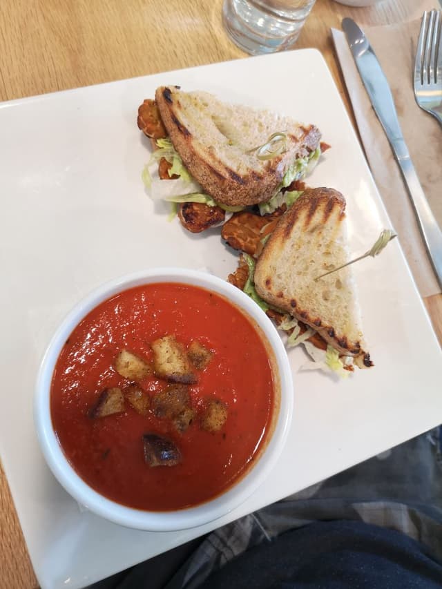 菜肴“Cheerful BLT”的照片