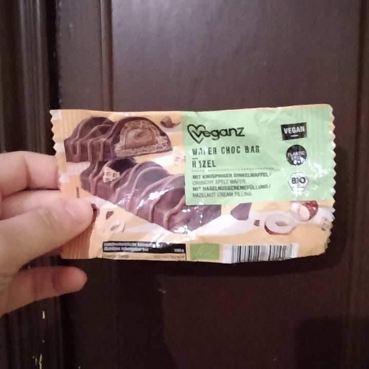 photo of Veganz Wafer Choc Bar Hazel shared by @charlieisaunicorn on  23 Apr 2022 - review