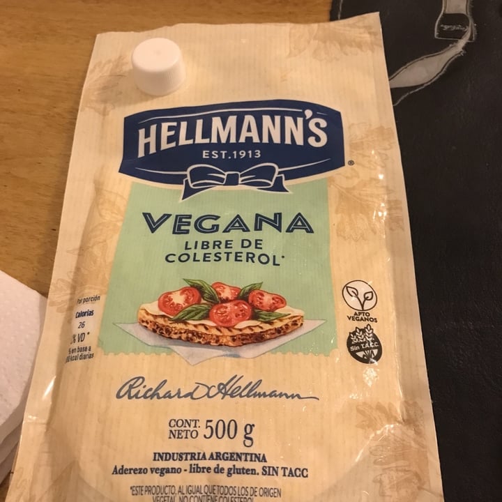 photo of Hellmann’s Hellman’s Vegan Mayonnaise shared by @truman77 on  21 Apr 2020 - review