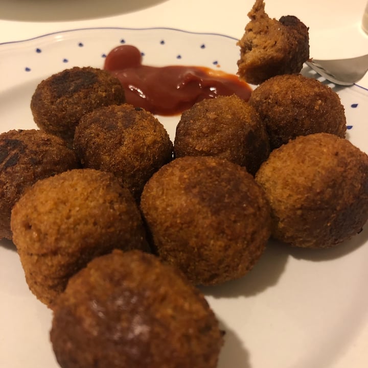 photo of Vemondo Polpette Vegane shared by @giuliaagozzi on  12 May 2022 - review