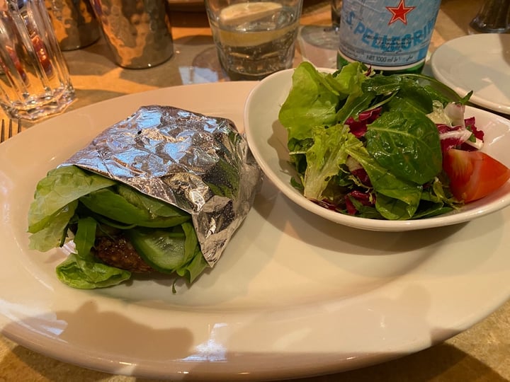 review photo of The Galleria Vegan Burger shared by @sharoneshmade on 17 Jan 2020 - review