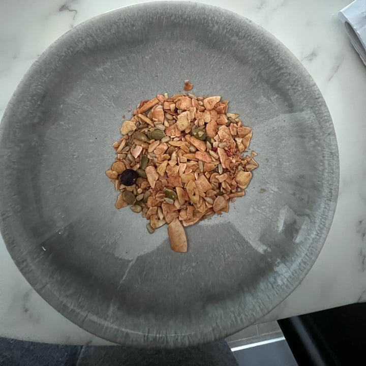 photo of The Paleo foods Company Berry & Almond Grain-Free Granola shared by @jucaixeta on  21 Jun 2022 - review