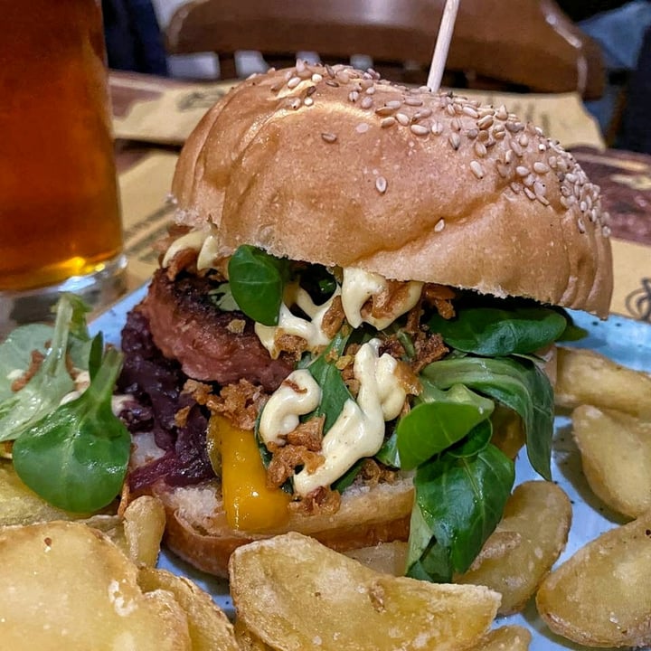 photo of Birrificio Torino Beyond Burger shared by @vales on  14 Dec 2021 - review