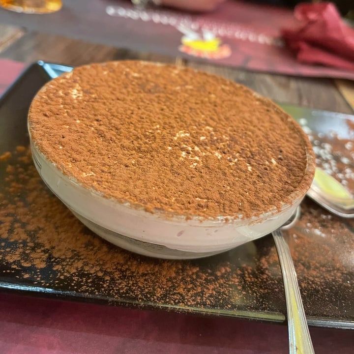 photo of Rifugio Romano Tiramisù Vegan shared by @lilcookies on  27 May 2022 - review