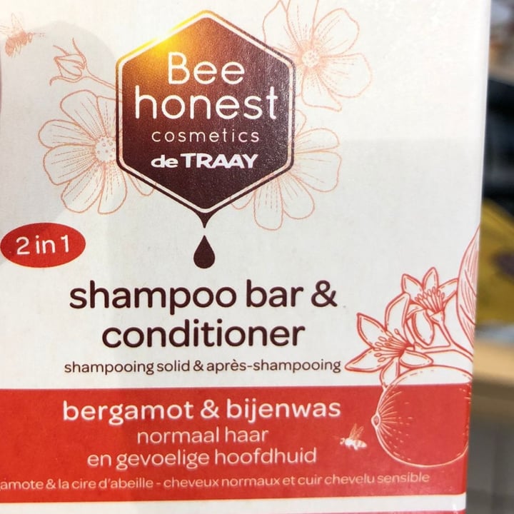 photo of bee honest bar shampoo shared by @letsbra on  11 May 2022 - review