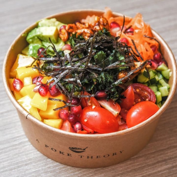 photo of A Poke Theory Vegan Poké Bowl shared by @rationpi on  17 Sep 2018 - review