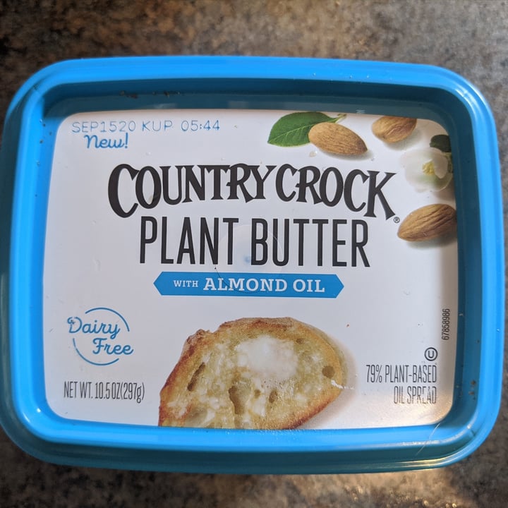 photo of CountryCrock Plant Butter with Almond Oil shared by @polimana on  22 May 2020 - review