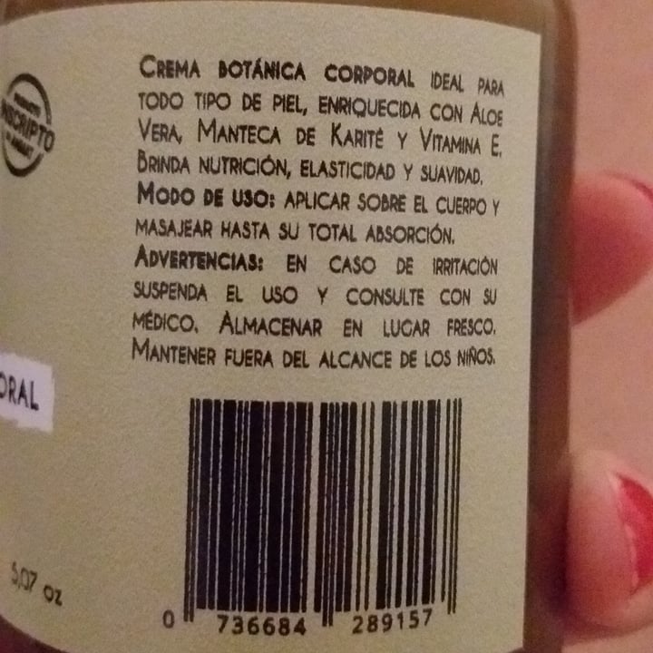 photo of Sentida Botánica Crema hidratante corporal madre selva shared by @fercita on  25 Jan 2022 - review