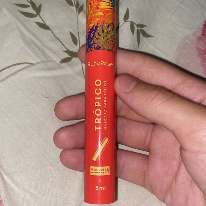 photo of RubyRose Máscara De Cílios Trópico shared by @majupuggina on  17 Oct 2022 - review