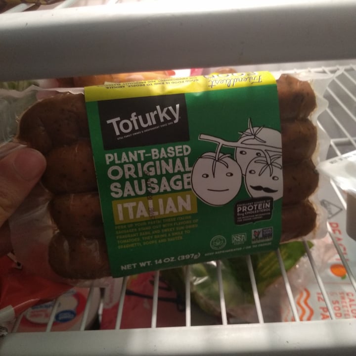 photo of Tofurky Plant-based Sausages Italian shared by @theeleganthippo on  29 Apr 2020 - review