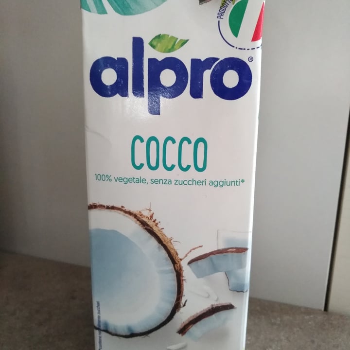 photo of Alpro Beverage Coconut - Coconut drink - Beverage Vegetable shared by @maryprops on  09 Apr 2022 - review
