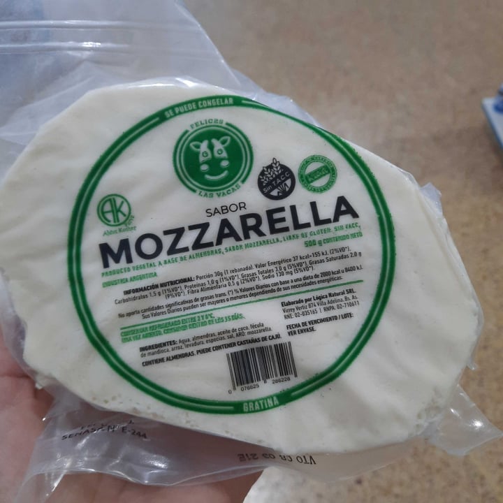 photo of Felices Las Vacas Mozzarella  shared by @marianamalacarne on  28 Jan 2021 - review