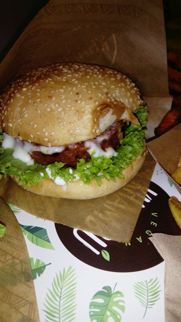 review photo of Khambú Hamburguesa Heura Club shared by @flogisto on 07 Dec 2019 - review