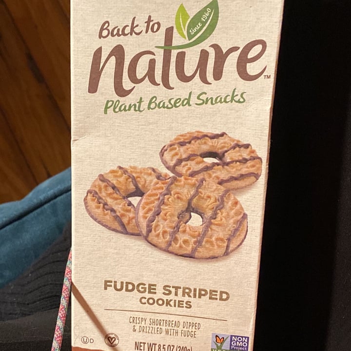 review photo of Back to Nature Back to nature fudge striped cookies shared by @veganviola on 19 Dec 2021 - review