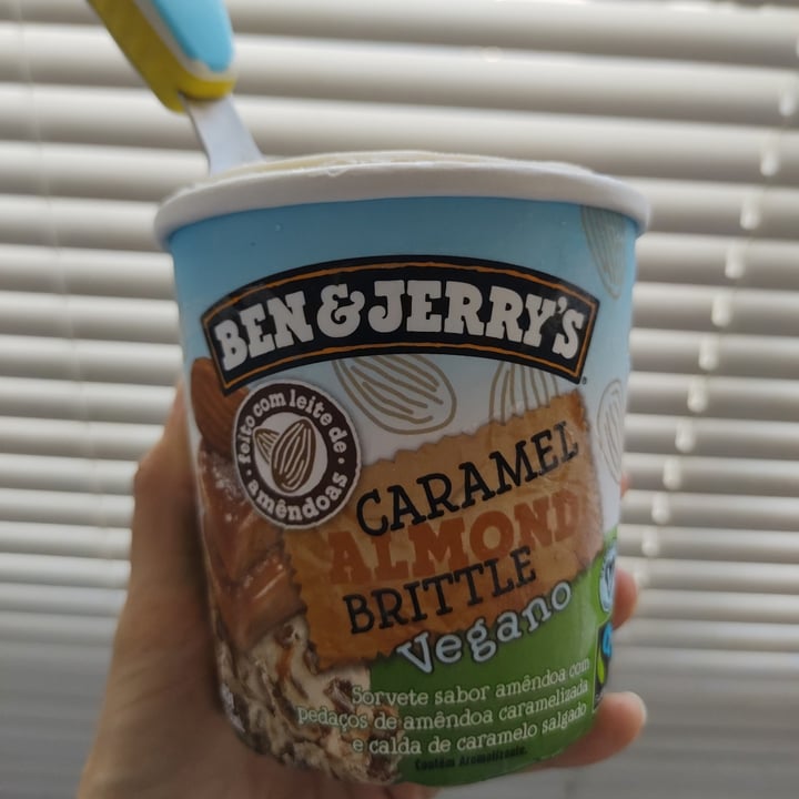 review photo of Ben & Jerry's Caramel Almond Brittle Non-Dairy Frozen Dessert shared by @claryhitz on 18 Jun 2022 - review