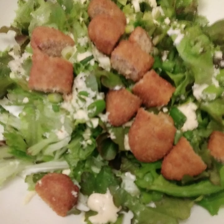 photo of Earth Grown Caesar Salad Dressing shared by @pamjah on  10 Feb 2021 - review